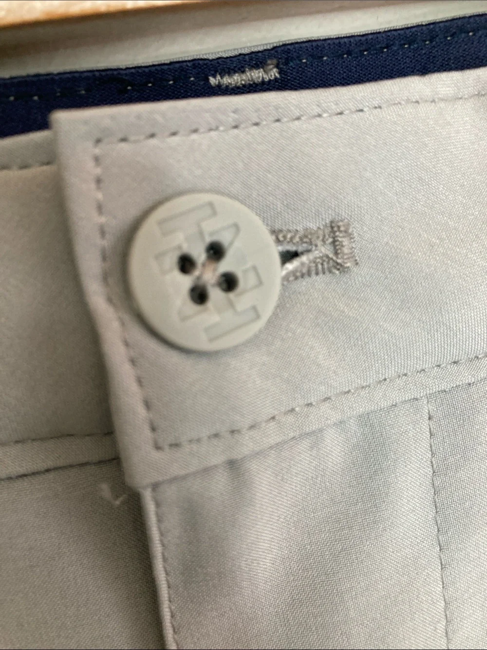 IZOD Golf 38x30 Men's Classic Light Gray Dress Pants Tailored Comfort